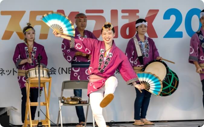 すずめ踊り